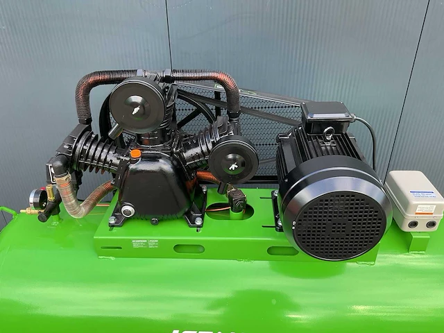 Stahlfest sfac7500-115 500 liter luchtcompressor - afbeelding 56 van  59