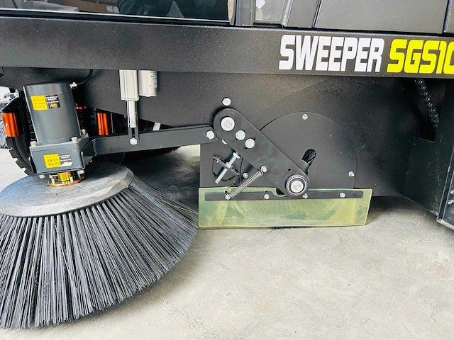 Stahlgruppe - 2025 - sgs100 - straatveegmachine - afbeelding 5 van  23