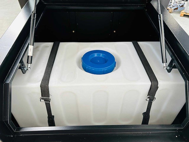 Stahlgruppe - 2025 - sgs100 - straatveegmachine - afbeelding 16 van  23