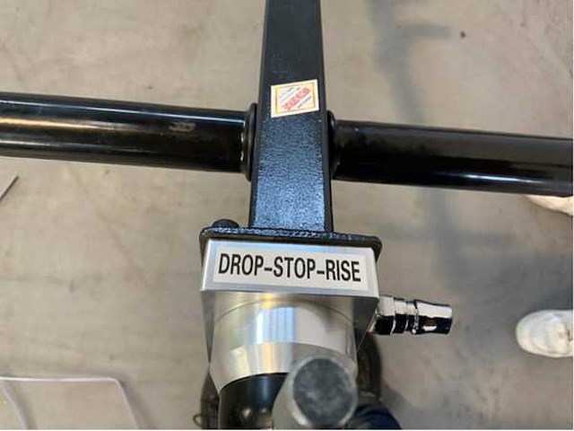 Stahlgruppe - 2026 - hydrolic 50-tons - garagekrik - afbeelding 8 van  10