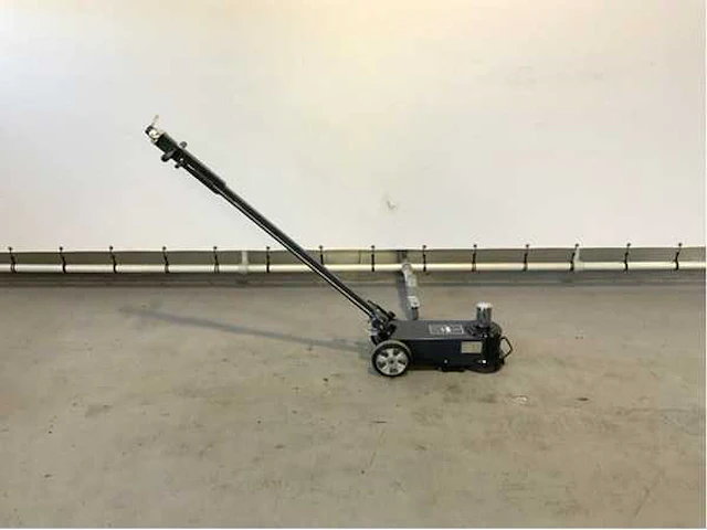 Stahlgruppe - 2026 - hydrolic 80-tons - garagekrik - afbeelding 6 van  12
