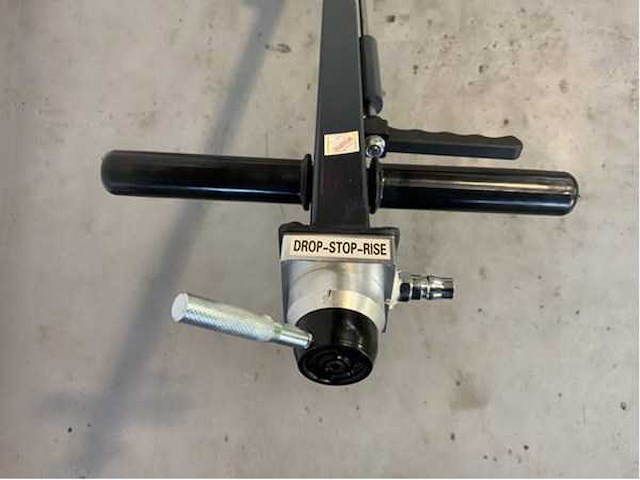 Stahlgruppe - 2026 - hydrolic 80-tons - garagekrik - afbeelding 7 van  12