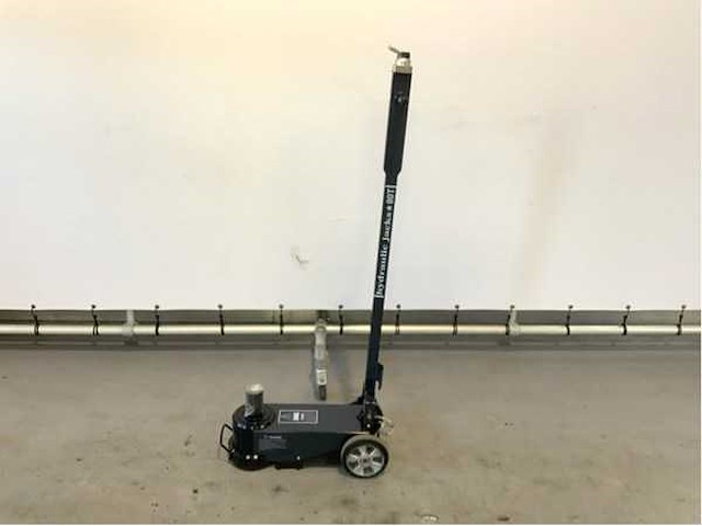 Stahlgruppe - 2026 - hydrolic 80-tons - garagekrik - afbeelding 5 van  8