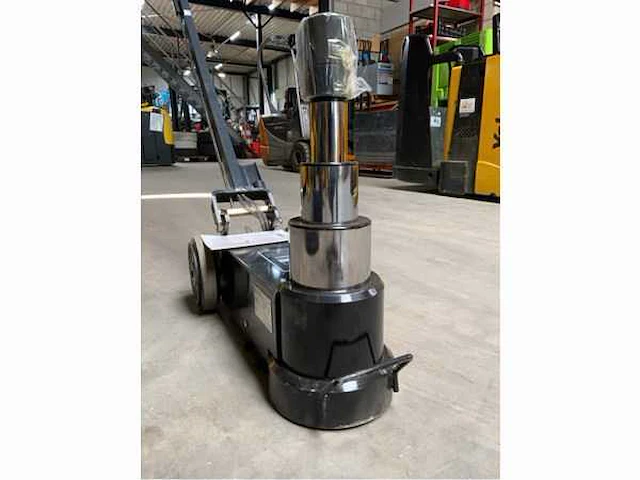 Stahlgruppe - garagekrik 50t pneumatisch hydraulisch - afbeelding 6 van  13