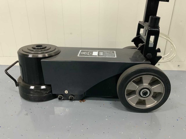 Stahlgruppe - garagekrik 80t pneumatisch hydraulisch - afbeelding 3 van  6