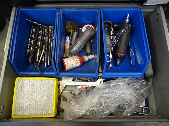 Stahlgruppe - gereedschapswagen met inhoud - afbeelding 7 van  8