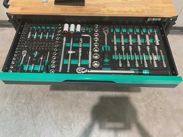 Stahlgruppe 13 laden met 294 pcs sg23 / nl181477240426 werkbank - afbeelding 16 van  22