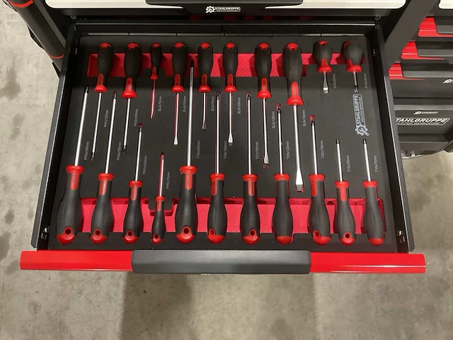 Stahlgruppe sg24 rood gereedschapswagen - afbeelding 27 van  27