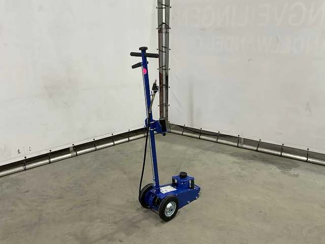 Stahlkaiser - hydraulische krik 30 ton - afbeelding 1 van  8