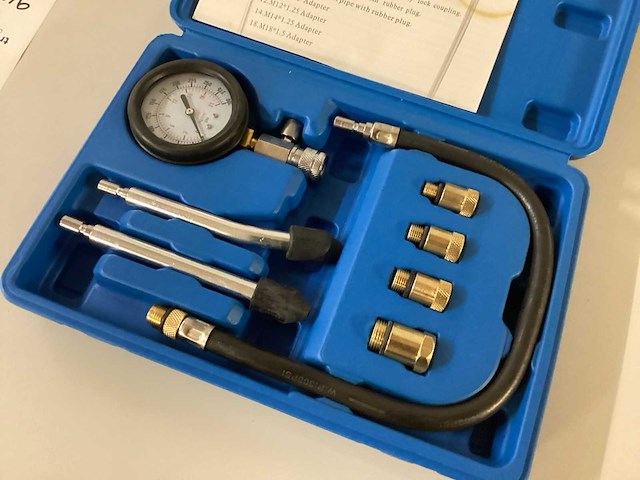 Stahlkaiser benzine motor compressietest set 8 delig - afbeelding 2 van  4