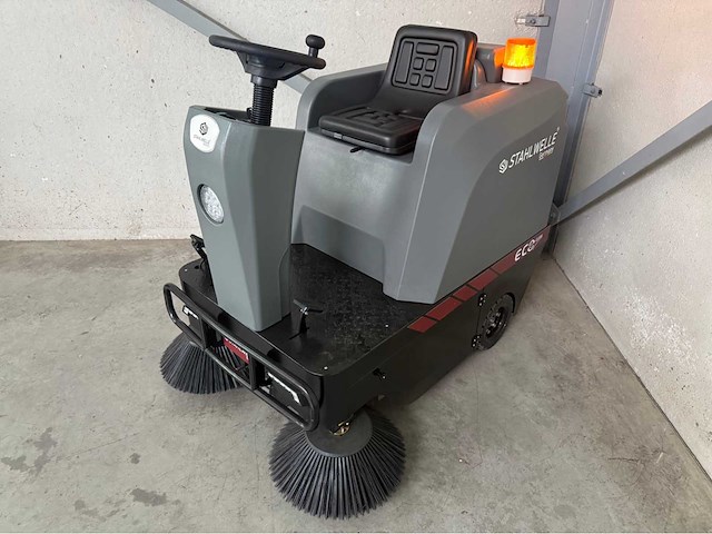 Stahlwelle ecoclean zelfrijdende veegmachine - afbeelding 2 van  32