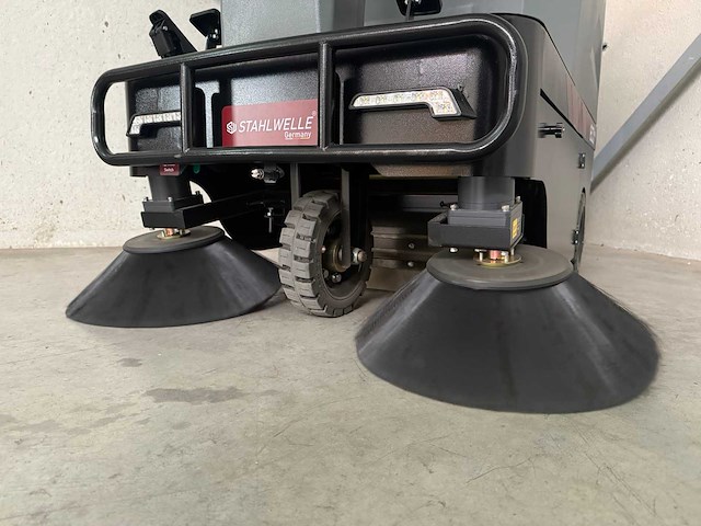Stahlwelle ecoclean zelfrijdende veegmachine - afbeelding 19 van  32