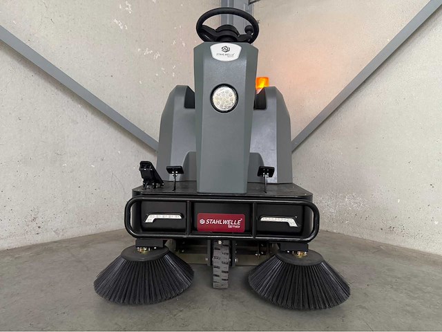 Stahlwelle ecoclean zelfrijdende veegmachine - afbeelding 30 van  32