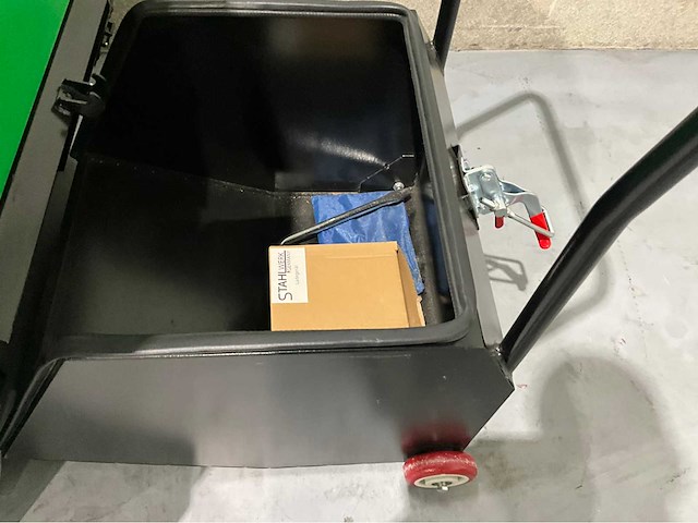 Stahlwerk - 2026 - sw1250 - zelfrijdende opzitveegmachine - afbeelding 7 van  14