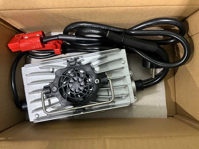 Stahlwerk - 2026 - sw580 - achterloop schrob-zuig machine - afbeelding 2 van  3