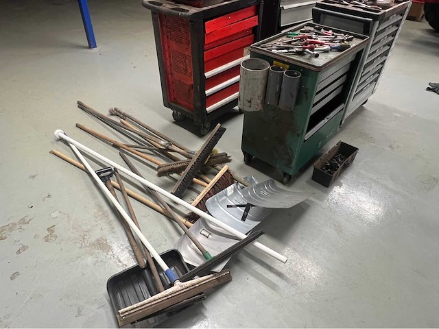 Stahlwille gereedschapswagen 4x gevuld en inventaris - afbeelding 4 van  13