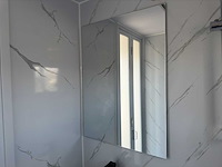 Stahlworks - eco 6000 a wit - tiny house / atelier / kantoor badkamer in midden en bed rechts - afbeelding 15 van  37