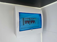 Stahlworks - eco 6000 a wit - tiny house / atelier / kantoor badkamer in midden en bed rechts - afbeelding 36 van  37