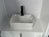 Stahlworks 4m-wit-a studio tiny house - afbeelding 16 van  16