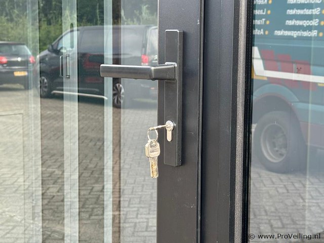 Stahlworks 4m-wit-a studio tiny house - afbeelding 2 van  16