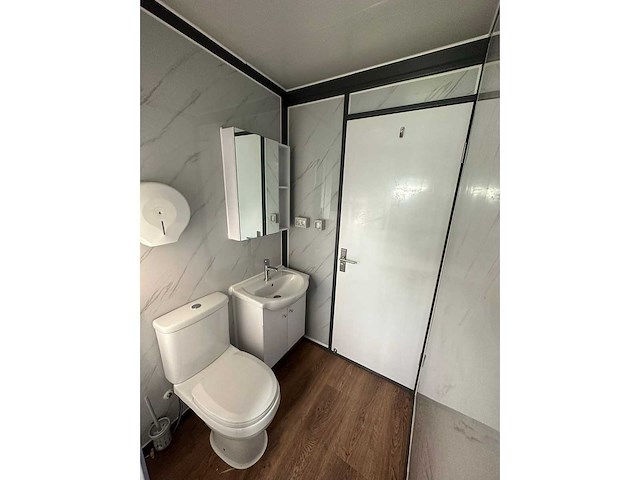 Stahlworks compleet deluxe 19ft x 20ft tiny house - afbeelding 30 van  32