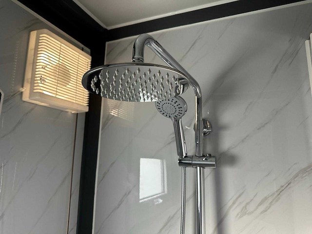 Stahlworks compleet deluxe 19ft x 20ft tiny house - afbeelding 27 van  32