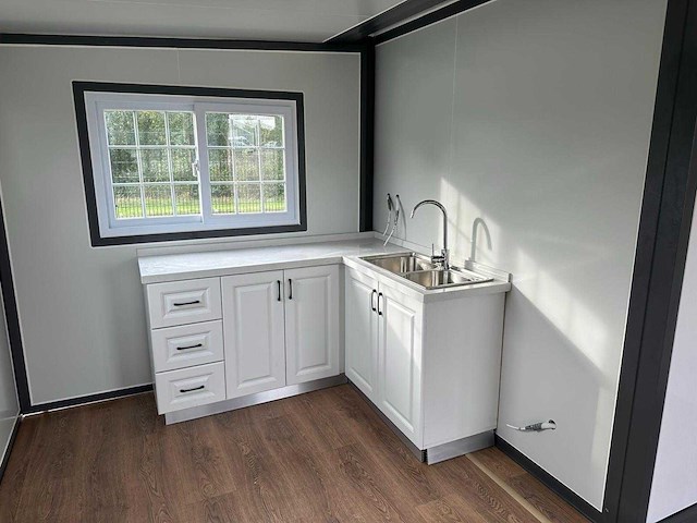 Stahlworks compleet deluxe 19ft x 20ft tiny house - afbeelding 6 van  6