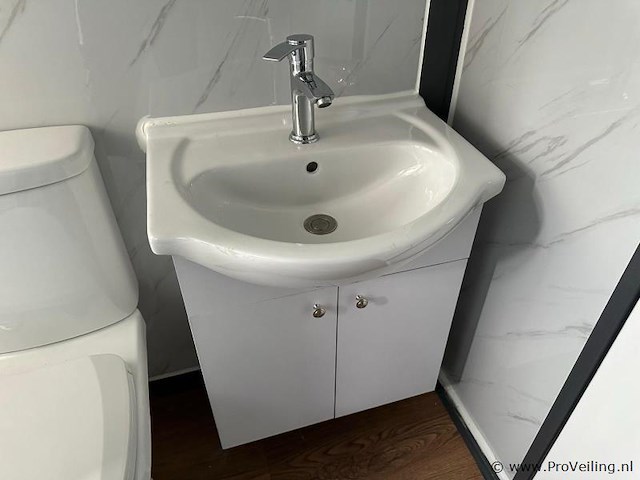 Stahlworks compleet deluxe (19ft*20ft) tiny house - afbeelding 16 van  27