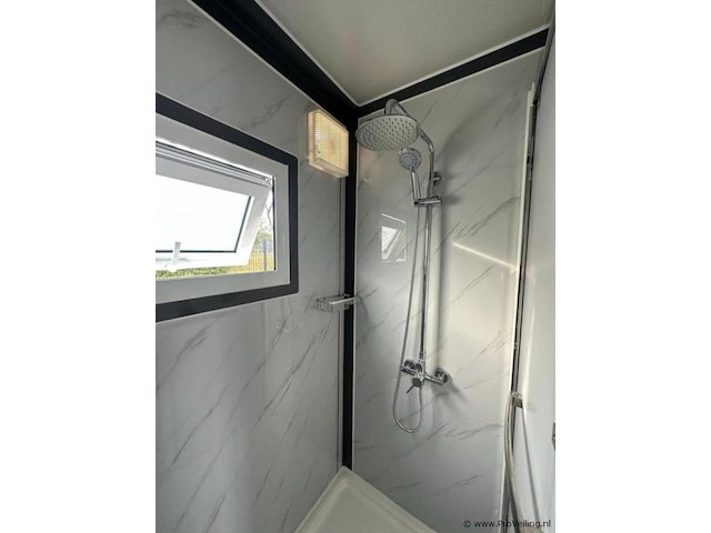 Stahlworks compleet deluxe (19ft*20ft) tiny house - afbeelding 13 van  27
