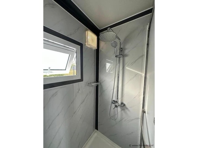Stahlworks compleet deluxe (19ft*20ft) tiny house - afbeelding 13 van  27