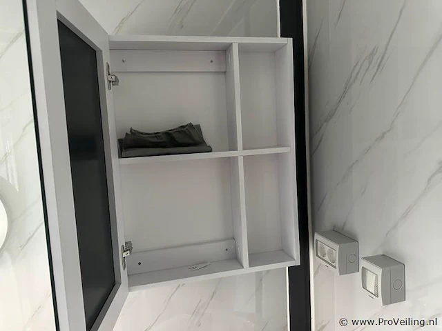Stahlworks compleet deluxe (19ft*20ft) tiny house - afbeelding 14 van  27