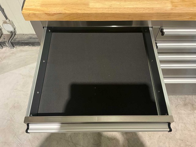 Stahlworks deluxe rvs 72 inch 15 laden werkbank - afbeelding 6 van  7