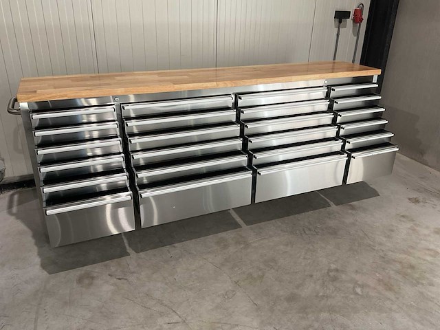 Stahlworks deluxe rvs 96 inch 24 laden werkbank - afbeelding 2 van  12