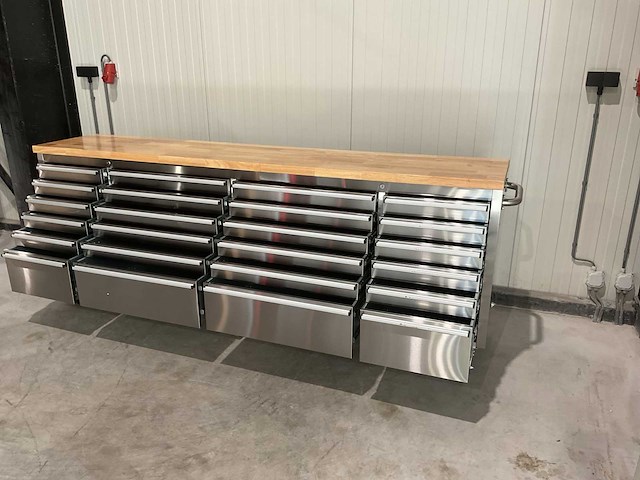 Stahlworks deluxe rvs 96 inch 24 laden werkbank - afbeelding 3 van  12