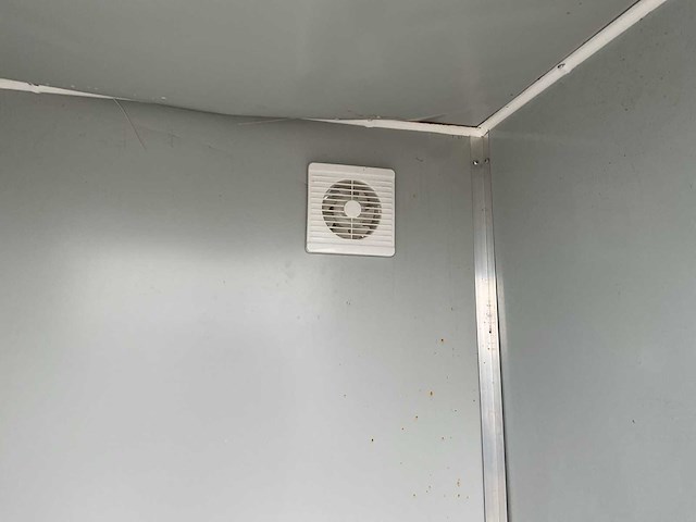 Stahlworks dubbel toilet sanitairunit transport schade - afbeelding 4 van  21