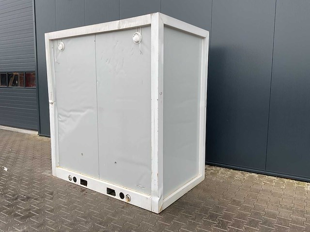 Stahlworks dubbel toilet sanitairunit transport schade - afbeelding 9 van  21