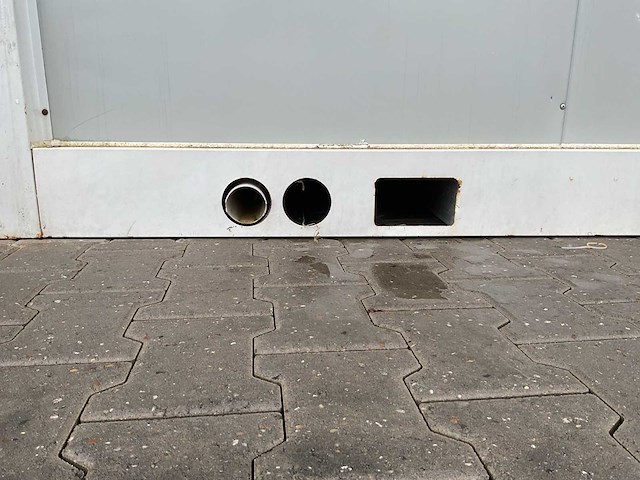 Stahlworks dubbel toilet sanitairunit transport schade - afbeelding 11 van  21