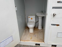 Stahlworks dubbel toilet sanitairunit transport schade - afbeelding 14 van  21