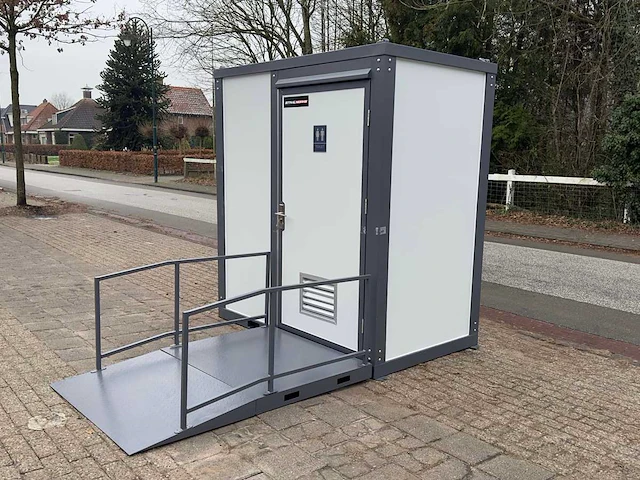 Stahlworks gehandicapte sanitairunit transportschade - afbeelding 1 van  17