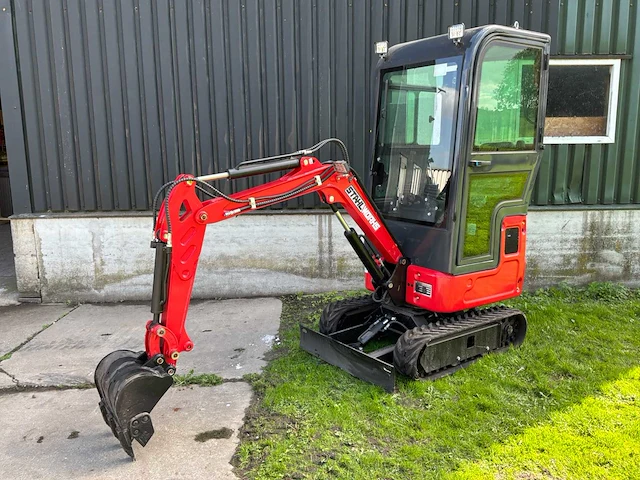 Stahlworks hl320 minigraafmachine - afbeelding 1 van  25