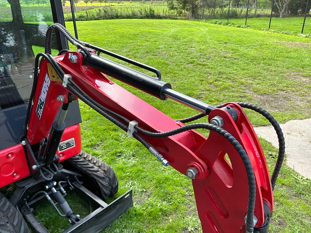 Stahlworks hl320 minigraafmachine - afbeelding 8 van  25