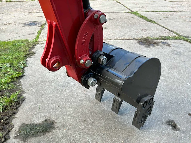 Stahlworks hl320 minigraafmachine - afbeelding 23 van  25