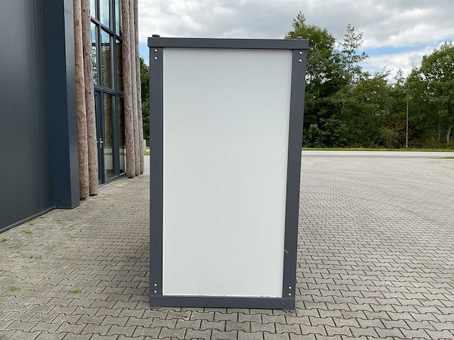 Stahlworks invalide toilet sanitairunit transportschade - afbeelding 7 van  22
