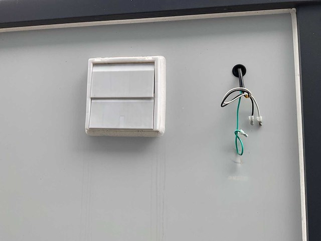 Stahlworks invalide toilet sanitairunit transportschade - afbeelding 8 van  22