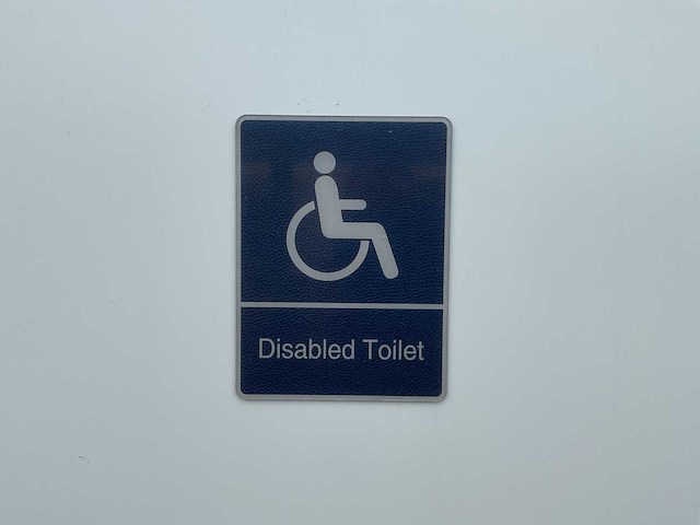 Stahlworks invalide toilet sanitairunit transportschade - afbeelding 12 van  22