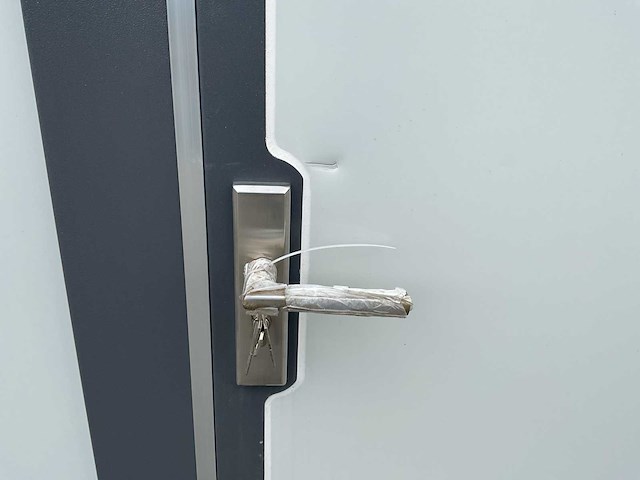 Stahlworks invalide toilet sanitairunit transportschade - afbeelding 16 van  22