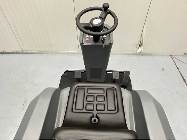 Stahlwulle - 2025 - e-800sw - opzit veegmachine - afbeelding 20 van  27