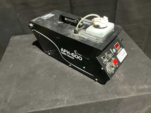 Stairville afh-600 rookmachine - afbeelding 4 van  5