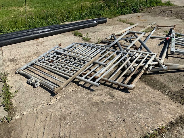 Stal afsluithekken (8x) - afbeelding 3 van  3