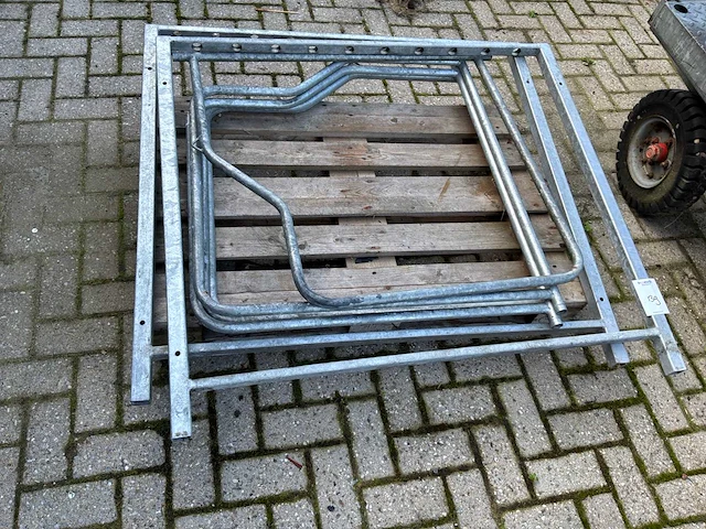 Stal tussenrek (2x) - afbeelding 1 van  2
